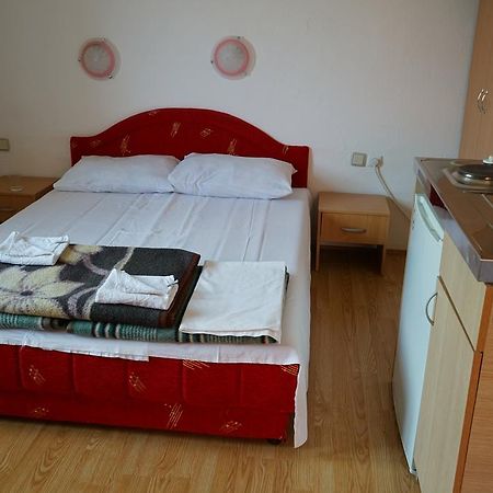 Hôtel Lovac II à Žabljak Extérieur photo