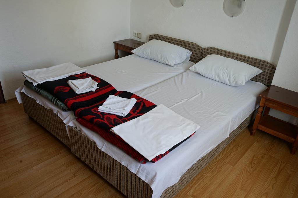Hôtel Lovac II à Žabljak Extérieur photo